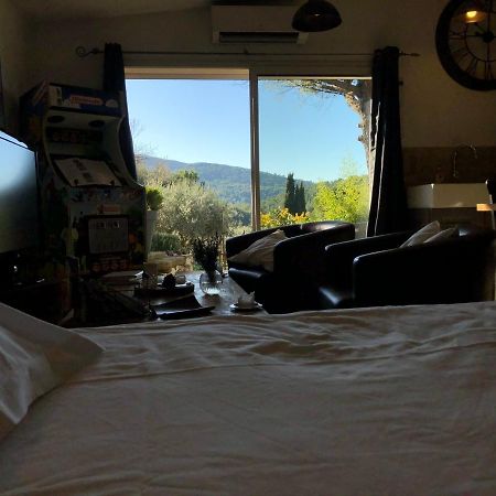 Au Havre De Paix Sainte Victoire Vauvenargues Hotell Exteriör bild